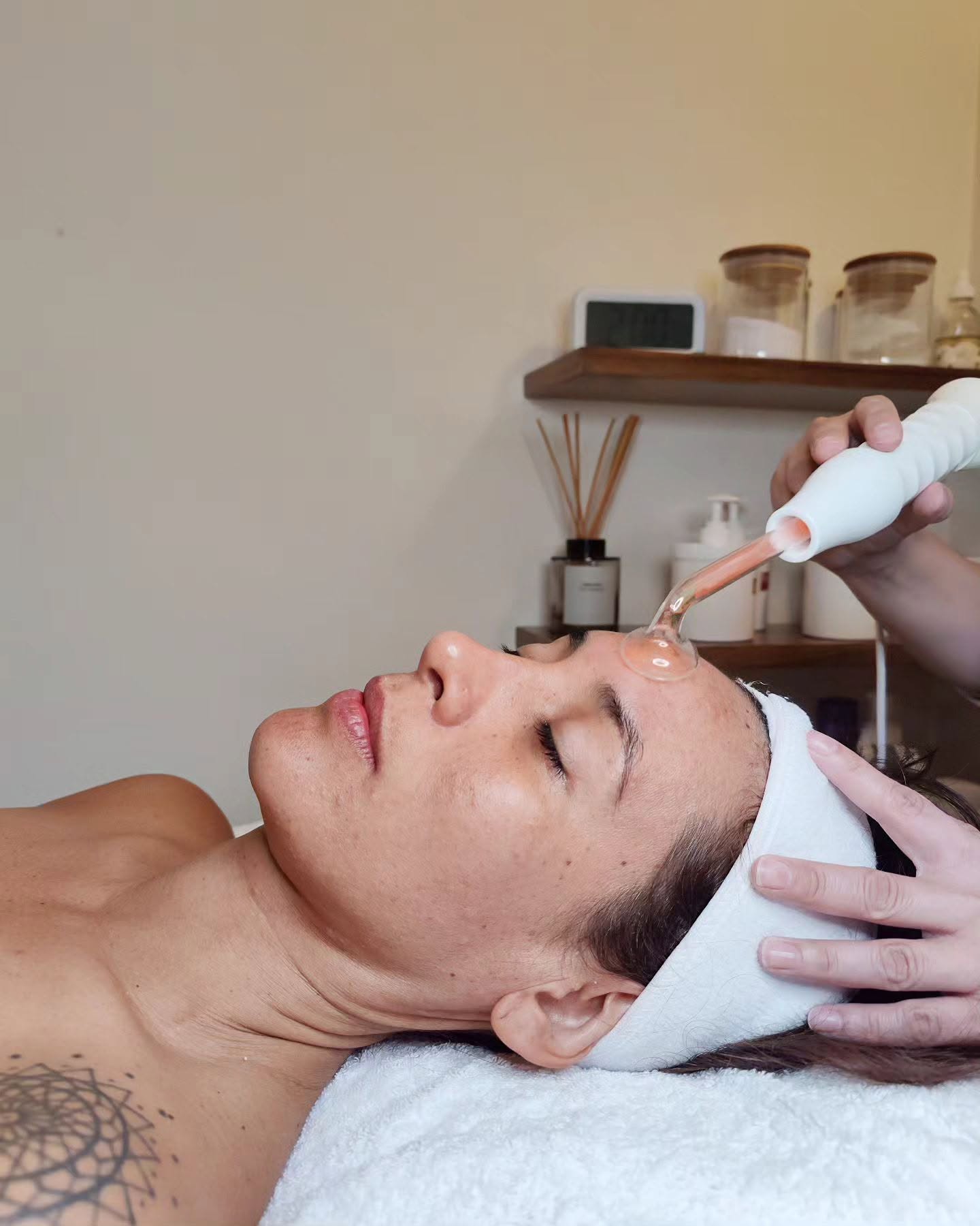 Detalle de Workout Facial con masaje lifting y cryoballs en Guadalajara